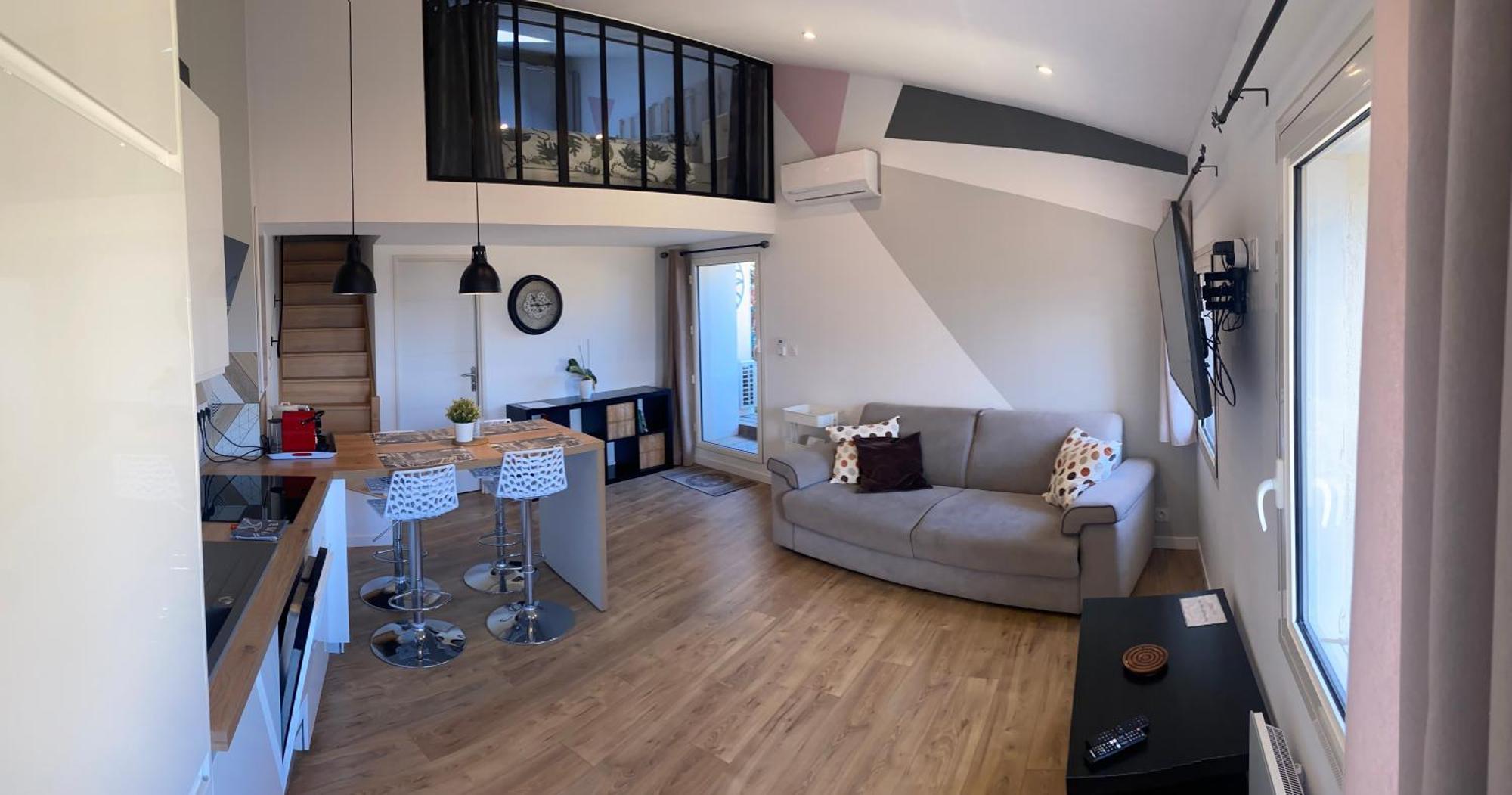 Spacieux Duplex, Vue Et Belle Terrasse * Hyères